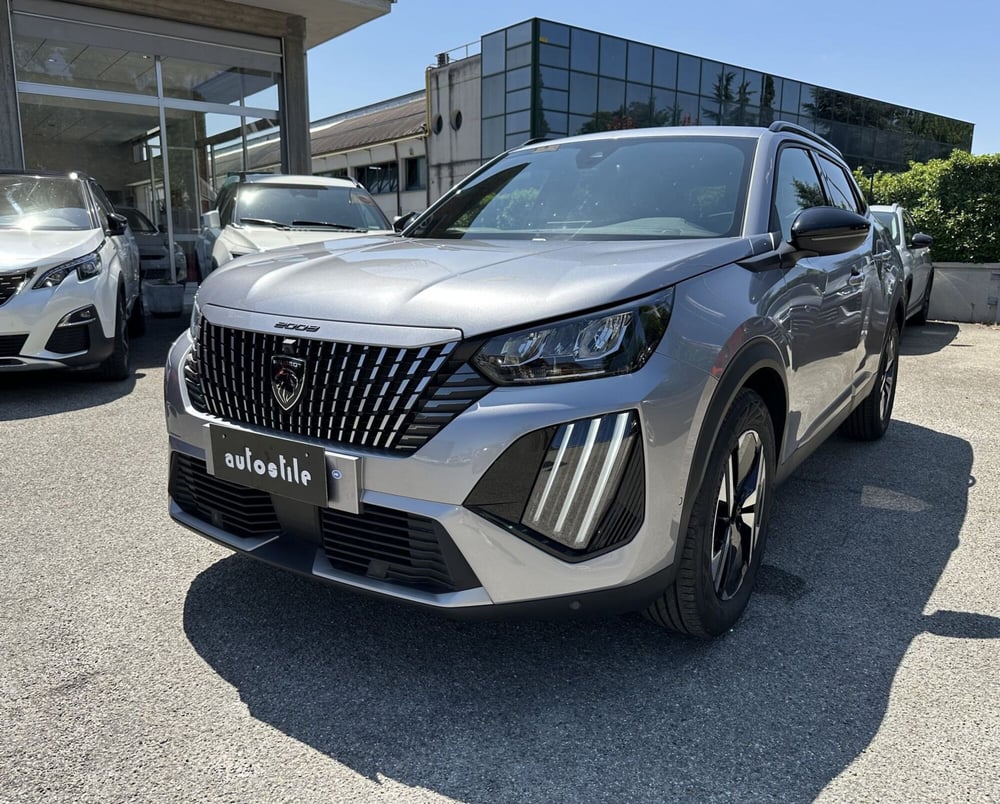 Peugeot 2008 nuova a Reggio Emilia