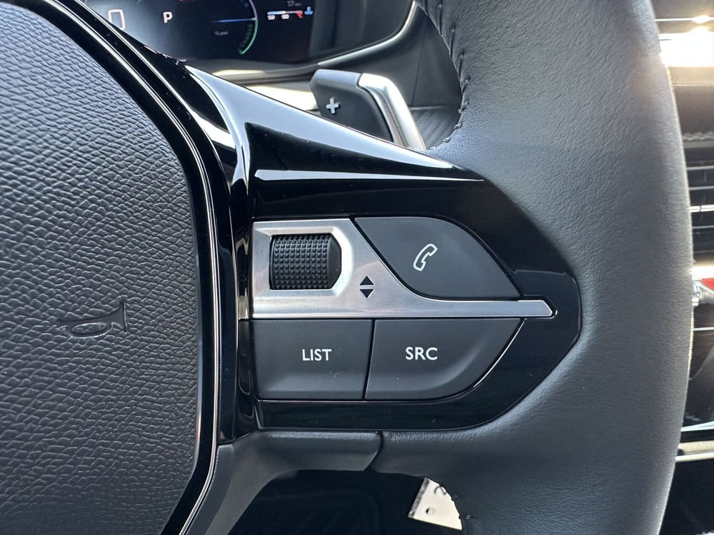 Peugeot 2008 nuova a Reggio Emilia (11)