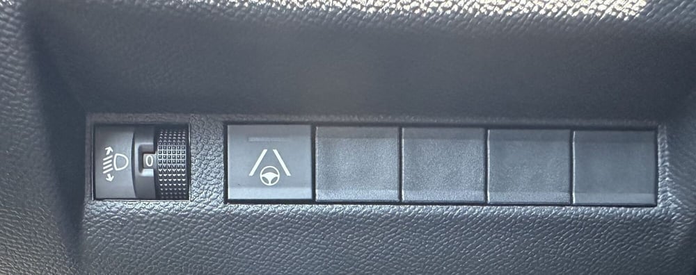 Peugeot 2008 nuova a Reggio Emilia (7)