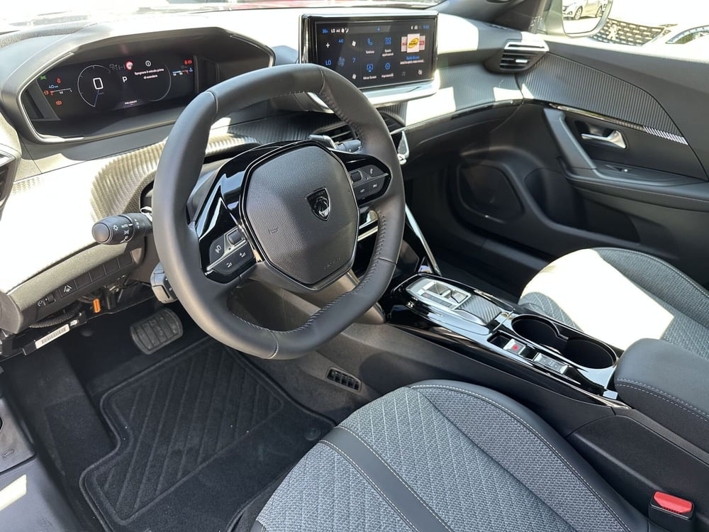 Peugeot 2008 nuova a Reggio Emilia (8)