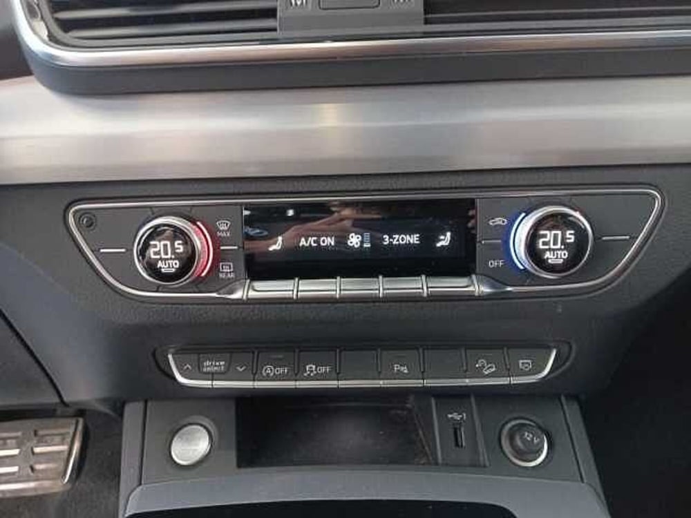 Audi Q5 Sportback usata a Lucca (15)