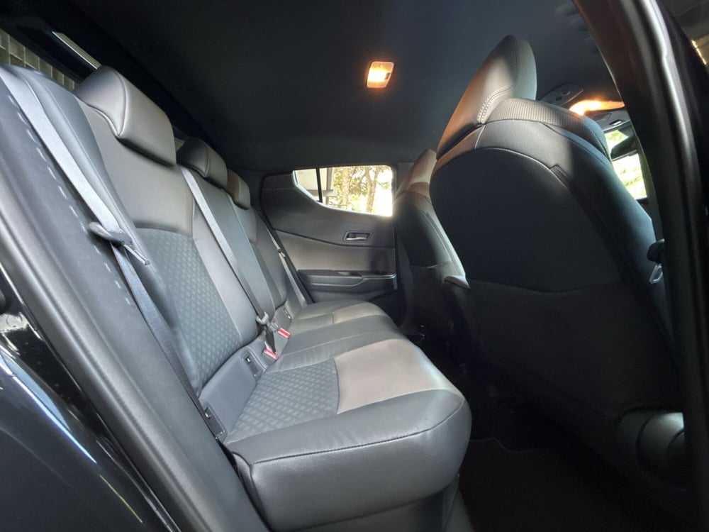 Toyota Toyota C-HR usata a Bologna (11)