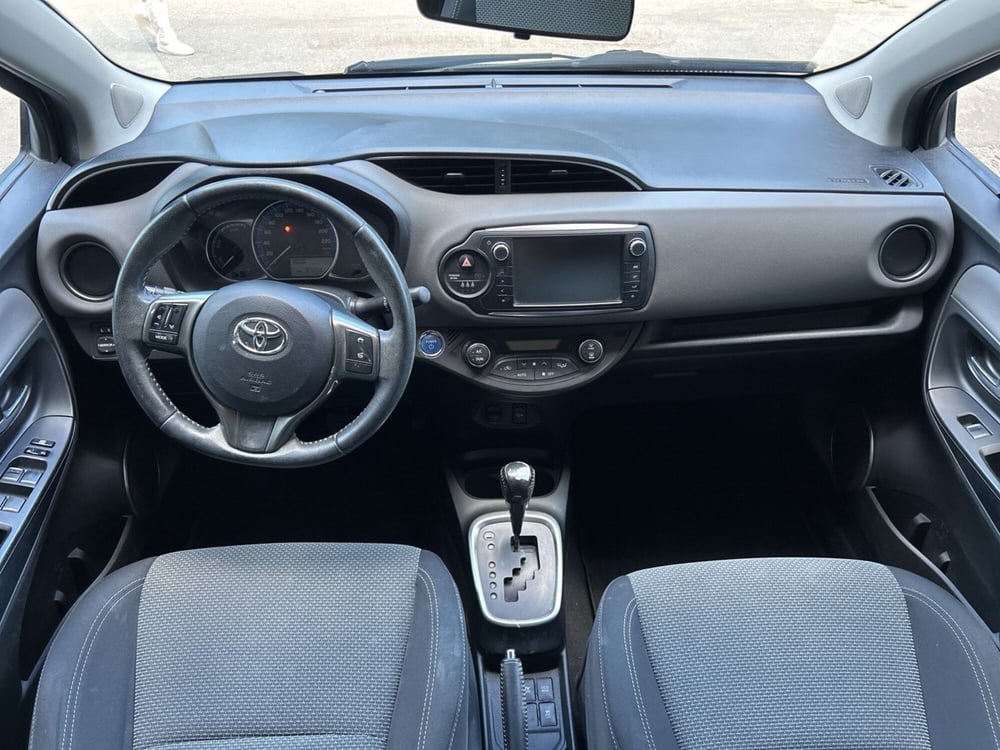 Toyota Yaris usata a Bologna (10)