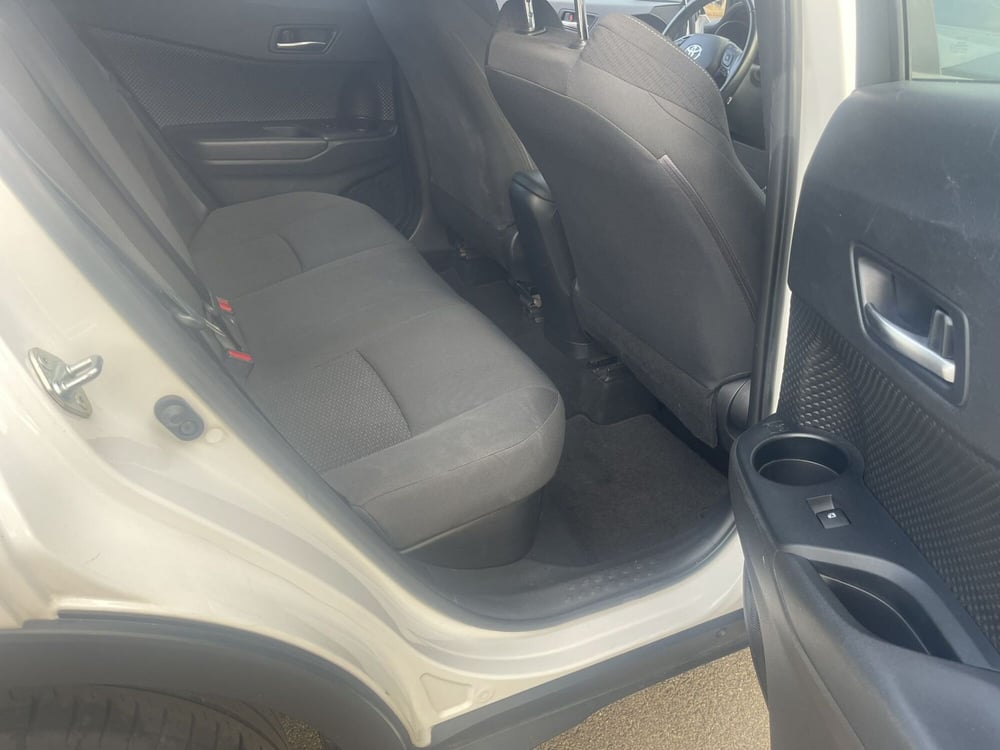 Toyota Toyota C-HR usata a Bologna (8)