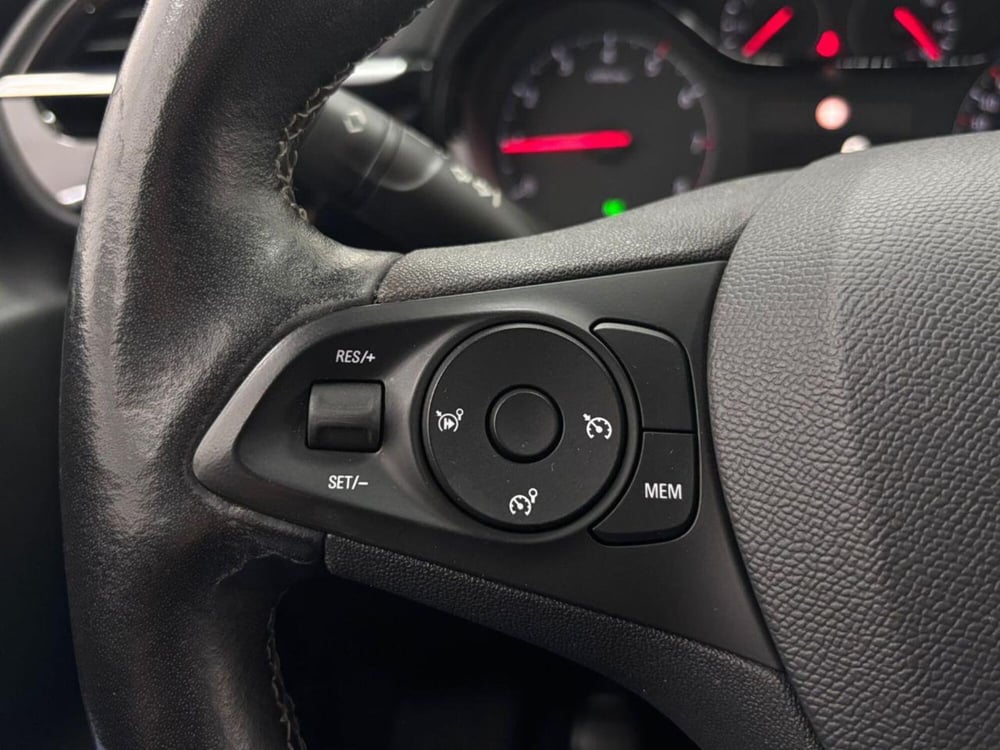 Opel Corsa usata a Como (10)
