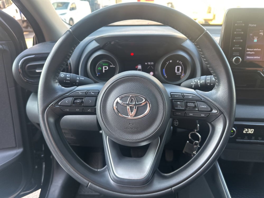 Toyota Yaris usata a Napoli (11)