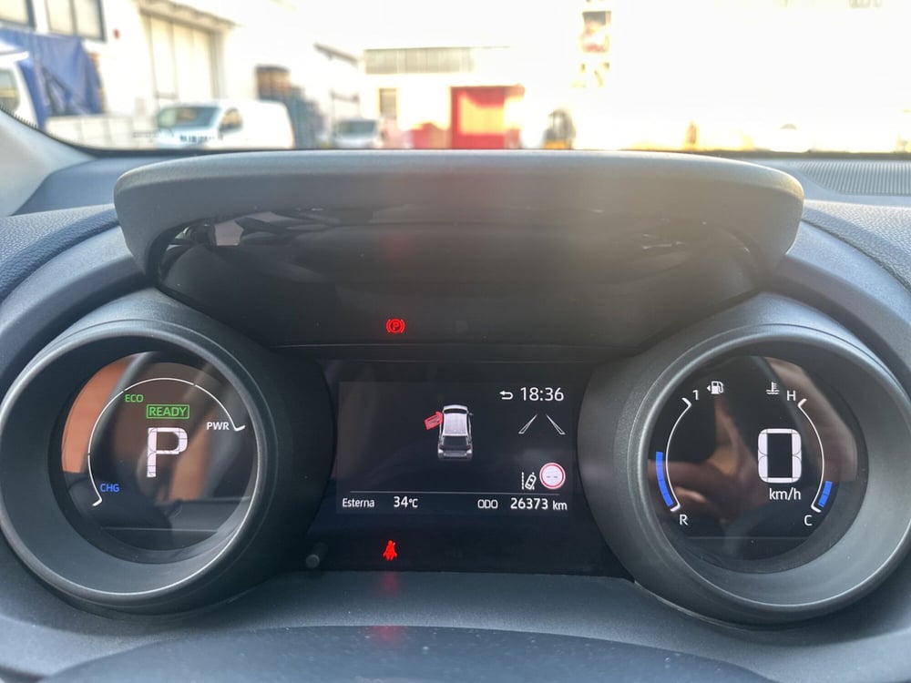 Toyota Yaris usata a Napoli (12)