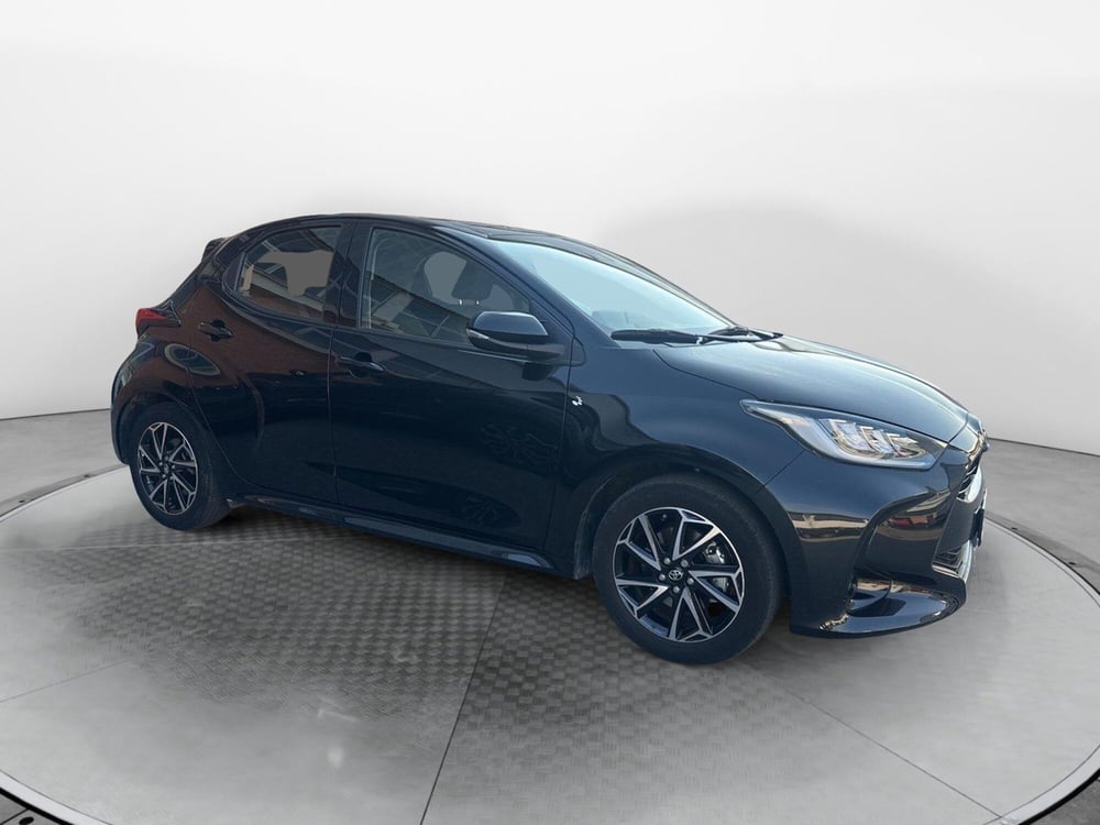 Toyota Yaris usata a Napoli (3)