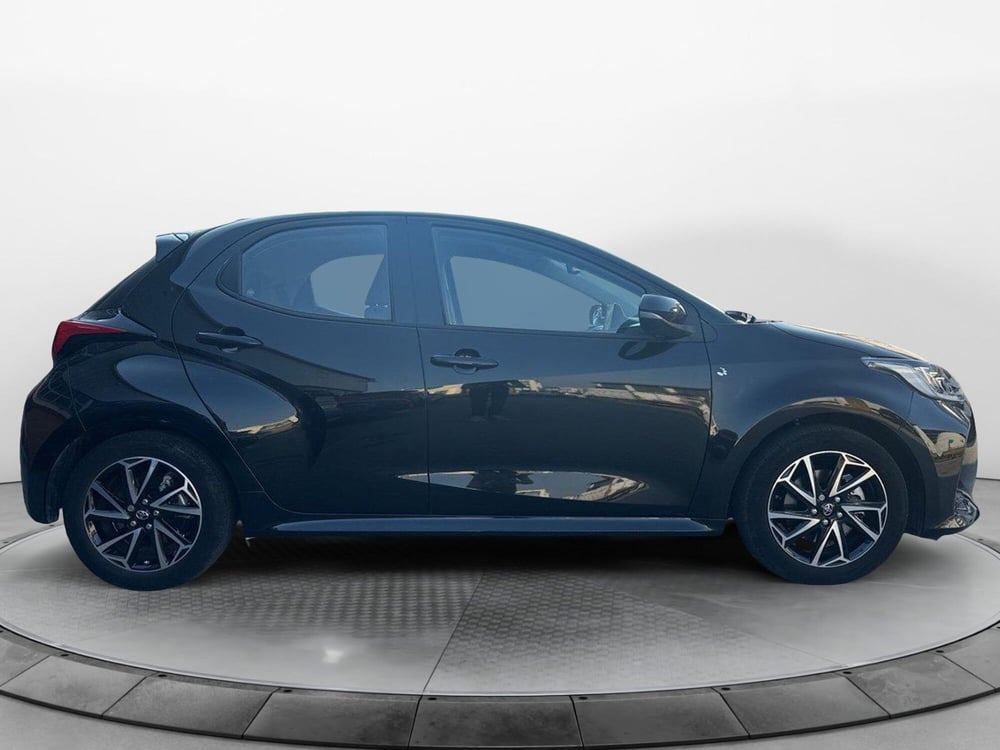 Toyota Yaris usata a Napoli (4)