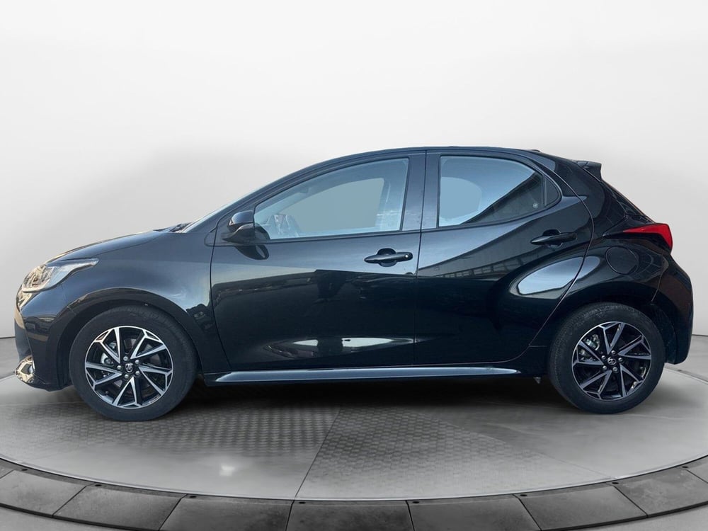 Toyota Yaris usata a Napoli (8)