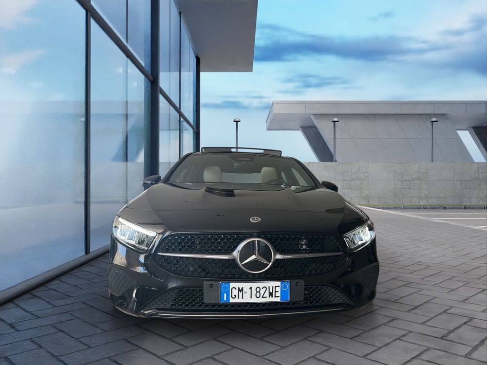 Mercedes-Benz Classe A Sedan usata a Cosenza (2)