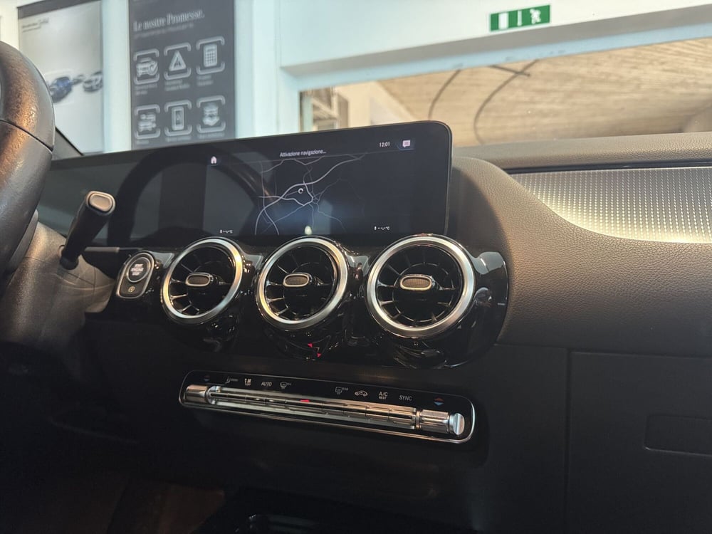 Mercedes-Benz GLA SUV usata a Messina (12)