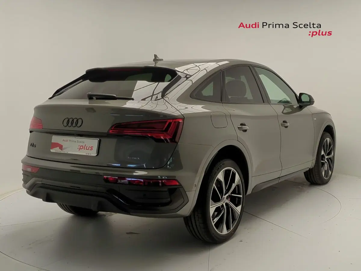Audi Q5 Sportback nuova a Avellino (7)