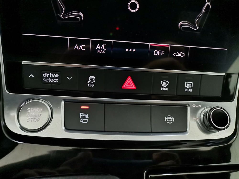 Audi Q8 usata a Salerno (19)