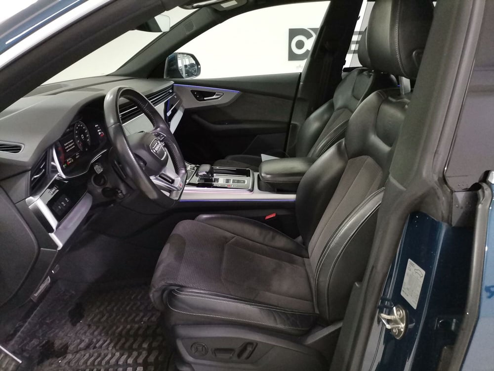 Audi Q8 usata a Salerno (7)