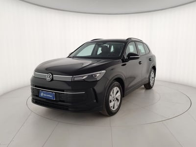 Volkswagen Tiguan 2.0 TDI 150 CV SCR DSG Life del 2024 usata a Massa