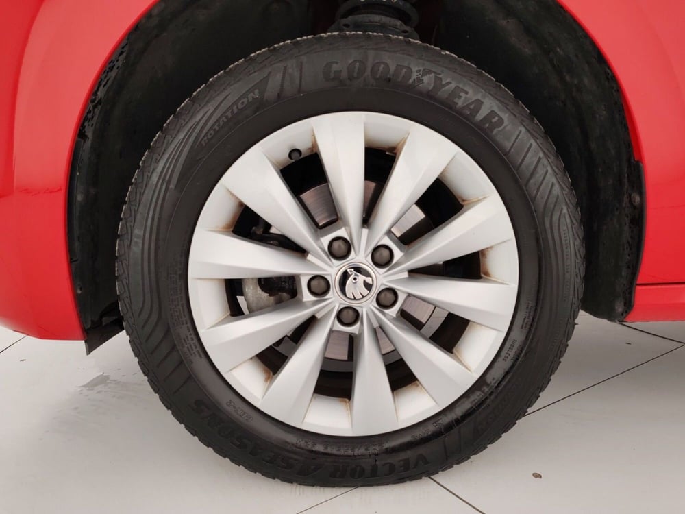 Skoda Kamiq usata a Massa-Carrara (6)