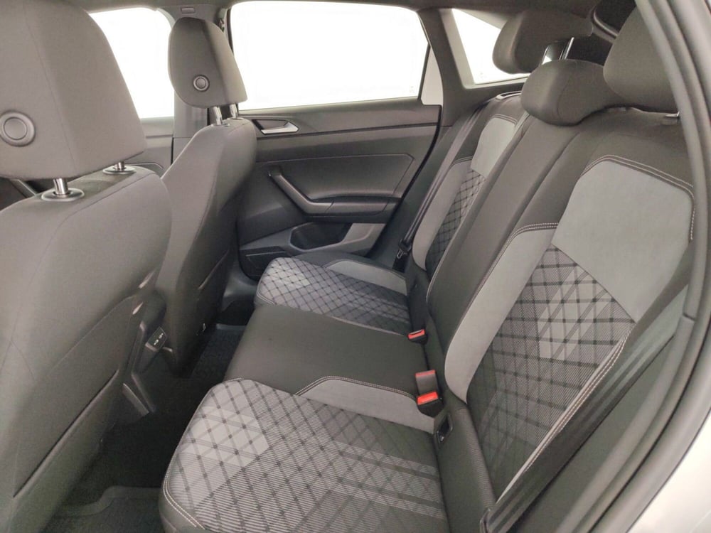 Volkswagen Taigo usata a Massa-Carrara (11)