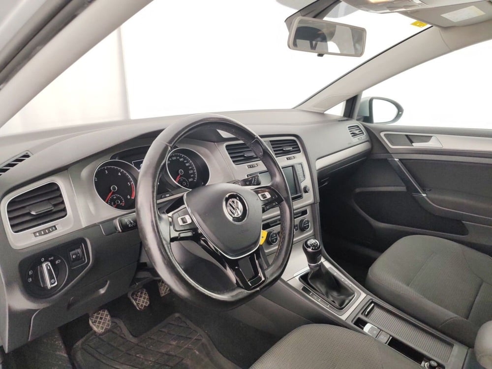 Volkswagen Golf usata a Massa-Carrara (8)