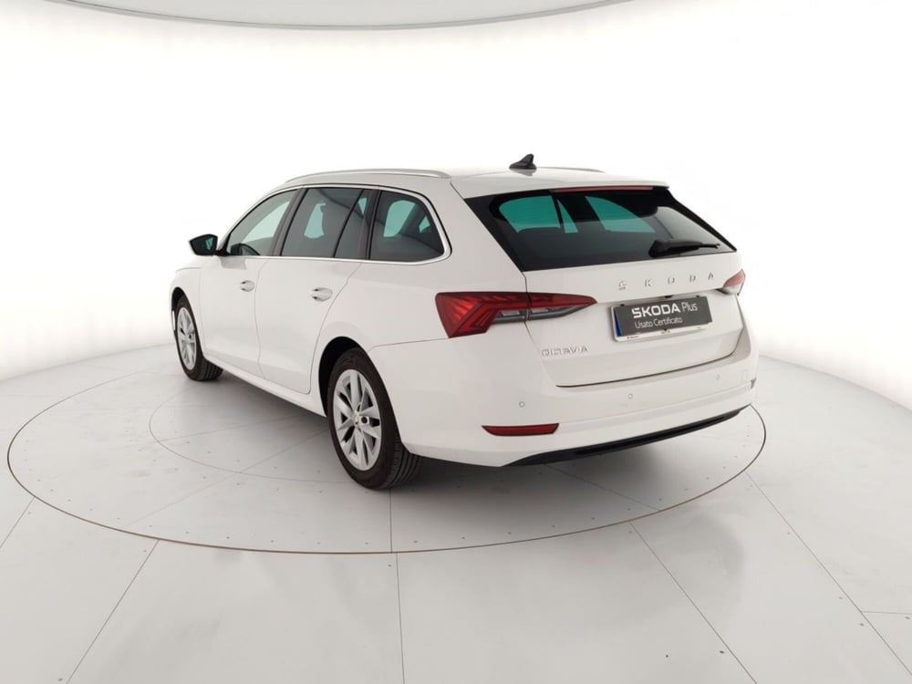 Skoda Octavia Station Wagon usata a Massa-Carrara (2)