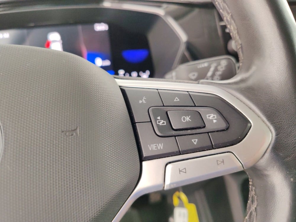 Volkswagen T-Cross usata a Massa-Carrara (13)