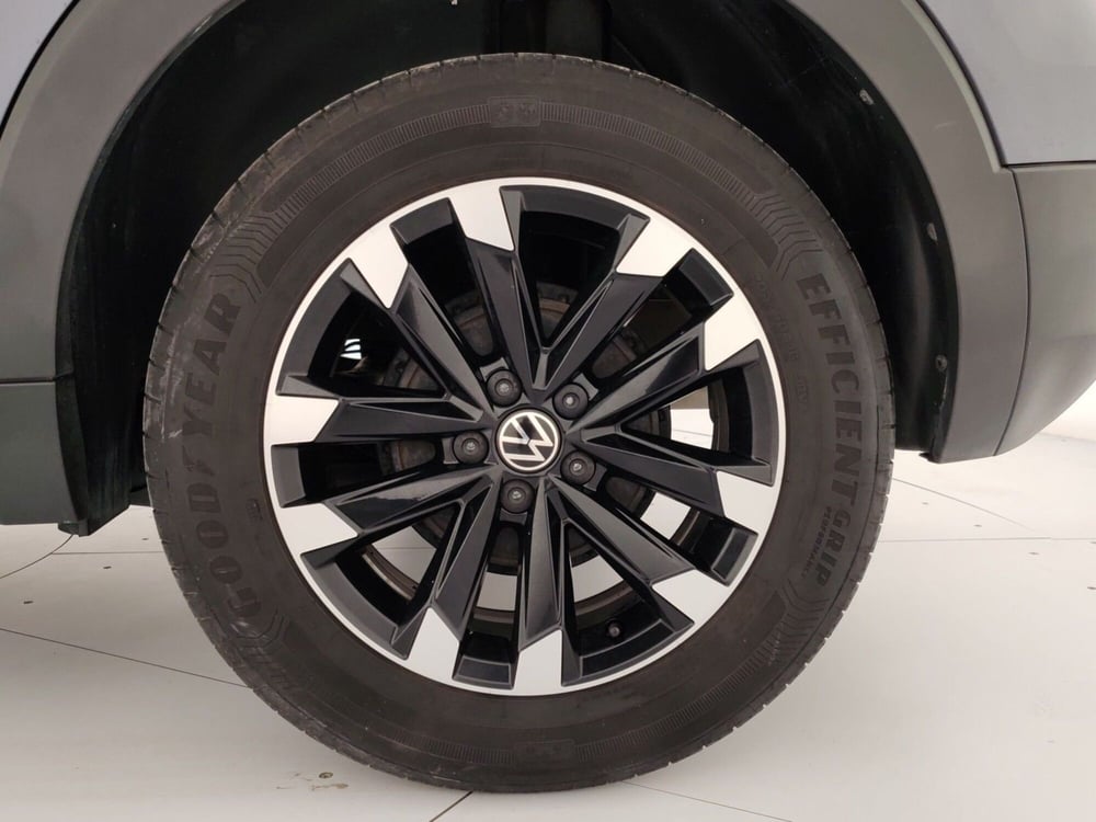 Volkswagen T-Cross usata a Massa-Carrara (6)