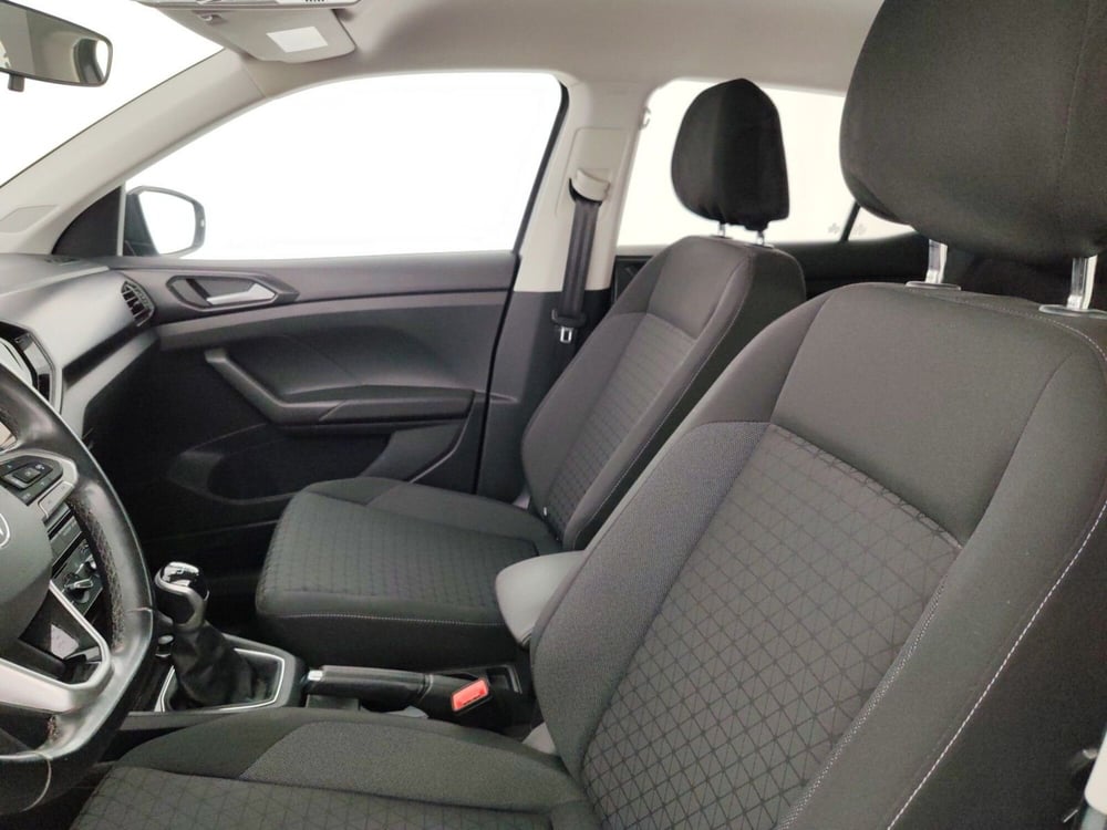 Volkswagen T-Cross usata a Massa-Carrara (9)