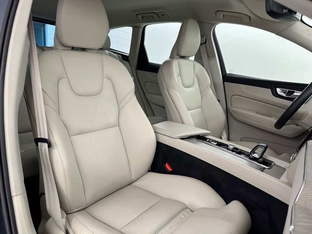 Volvo XC60 usata a Bergamo (14)