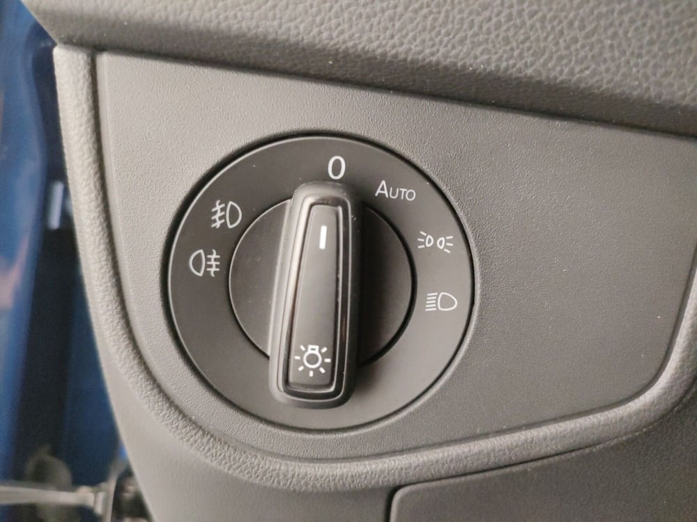 Volkswagen Polo usata a Napoli (12)