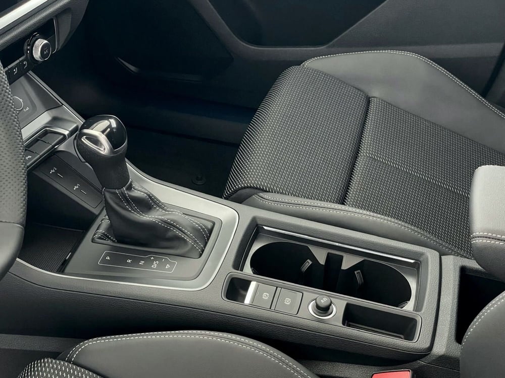 Audi Q3 Sportback nuova a Perugia (12)