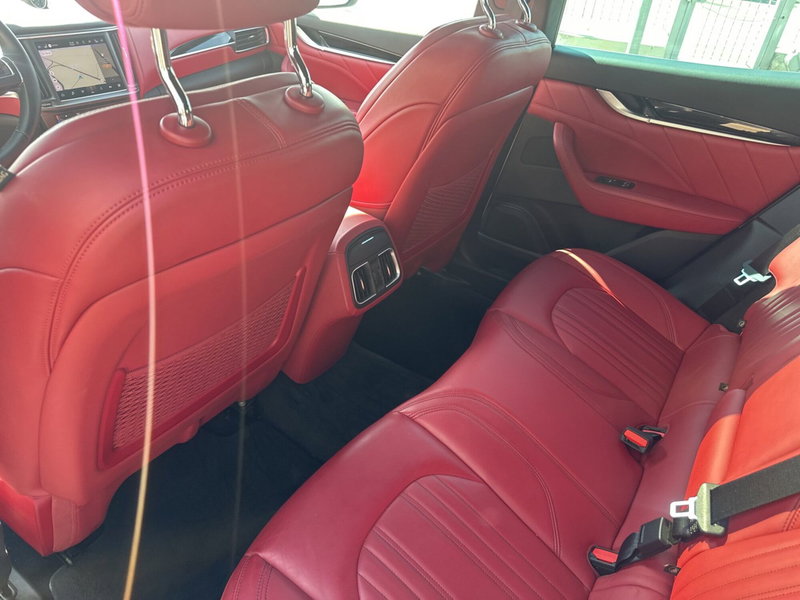 Maserati Levante usata a Caserta (17)