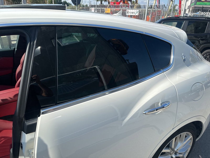 Maserati Levante usata a Caserta (18)