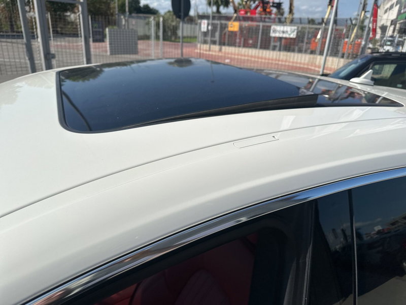 Maserati Levante usata a Caserta (19)