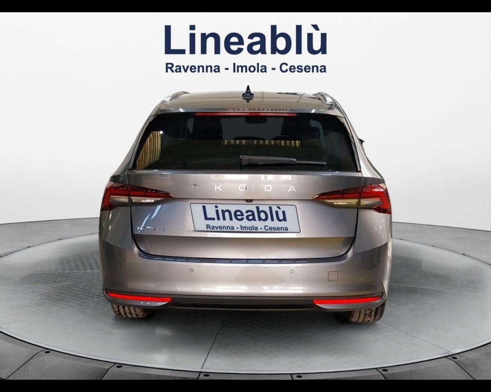 Skoda Octavia Station Wagon nuova a Ravenna (5)