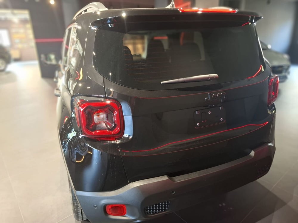 Jeep Renegade nuova a Benevento (14)