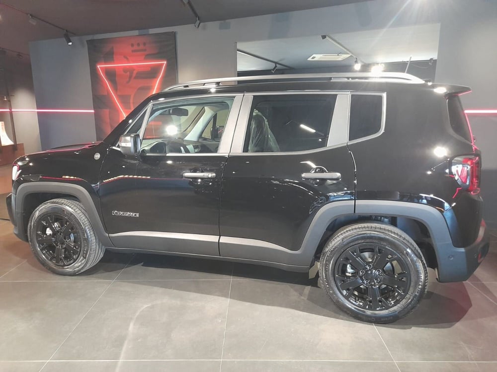 Jeep Renegade nuova a Benevento (5)