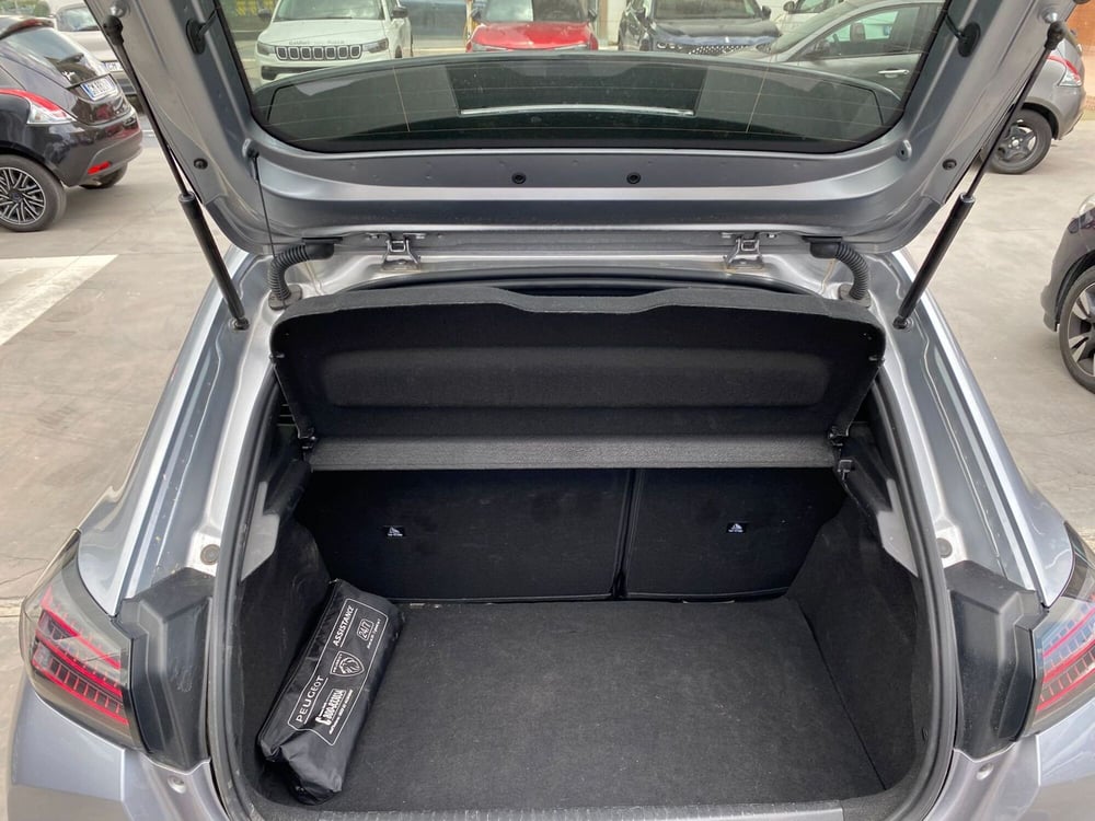Peugeot 208 usata a Salerno (13)