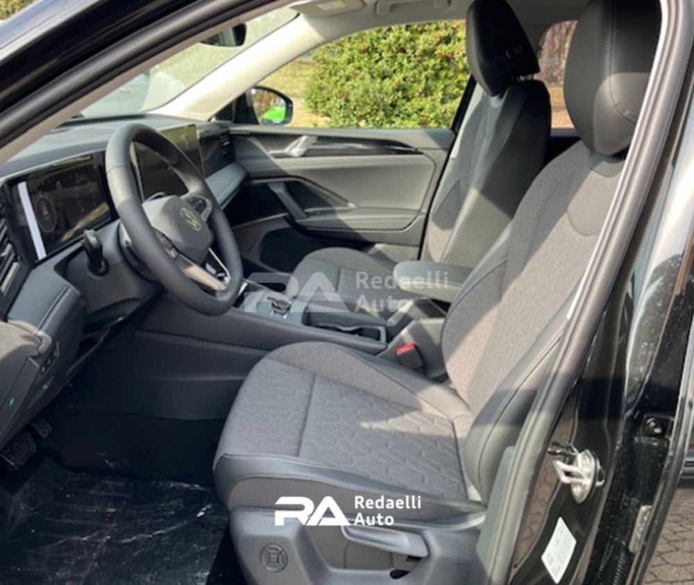 Volkswagen Tiguan nuova a Lecco (3)