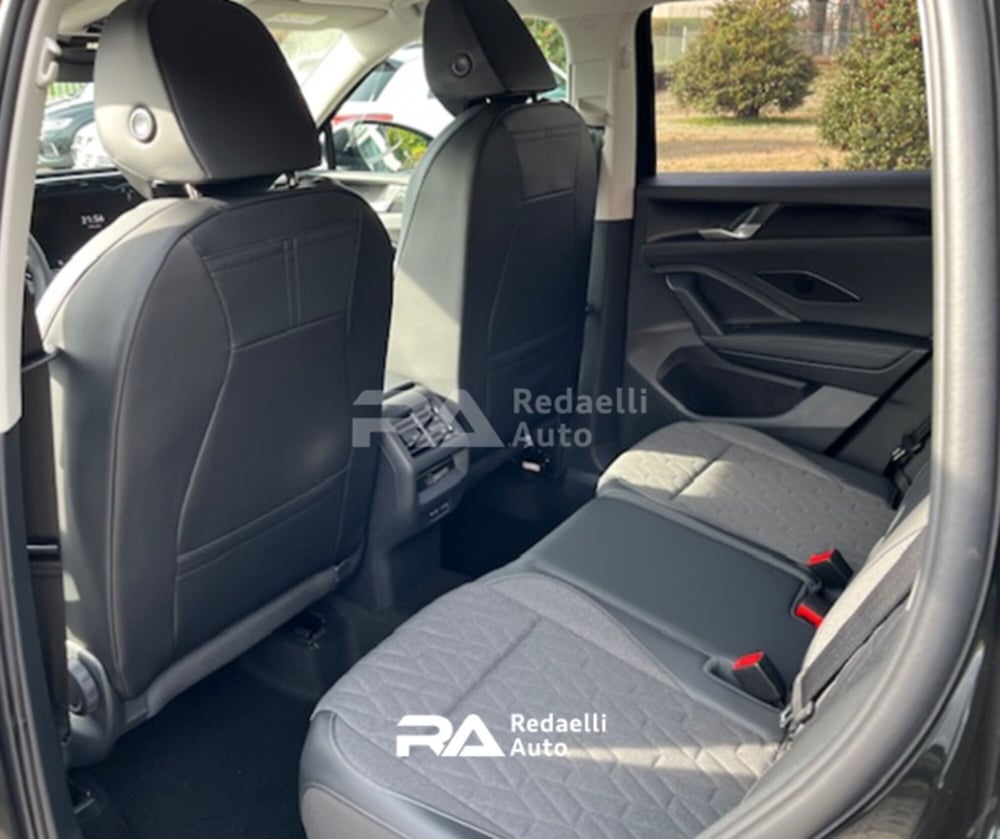 Volkswagen Tiguan nuova a Lecco (4)