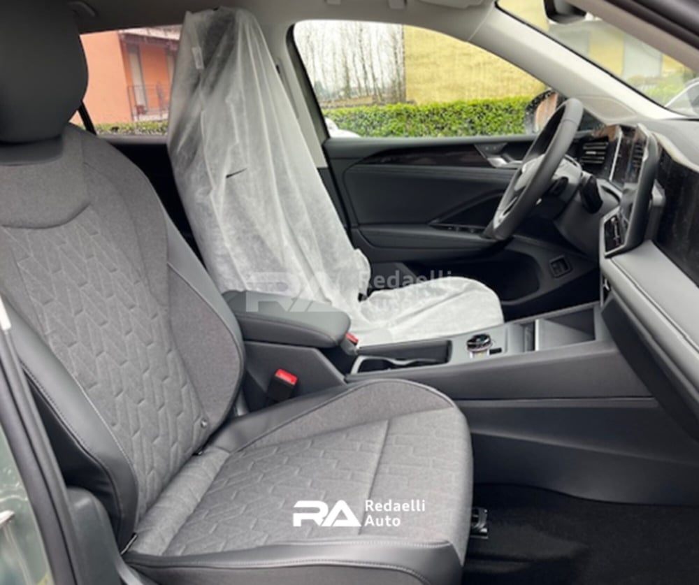 Volkswagen Tiguan nuova a Lecco (10)