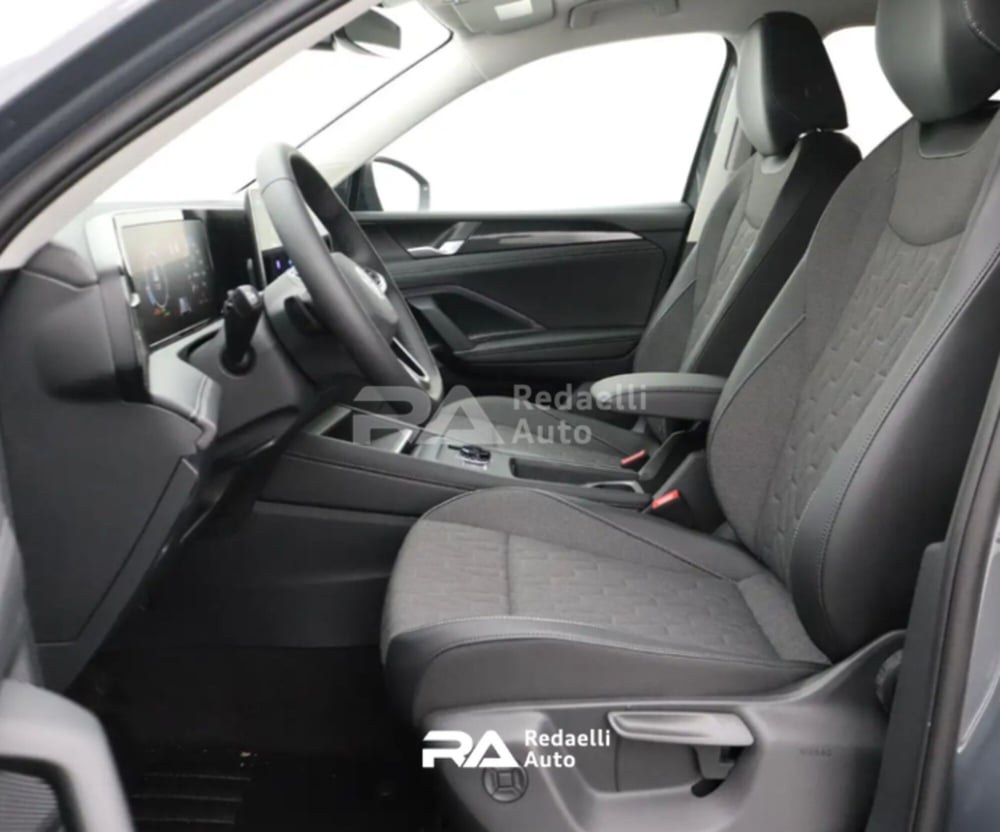 Volkswagen Tiguan nuova a Lecco (6)