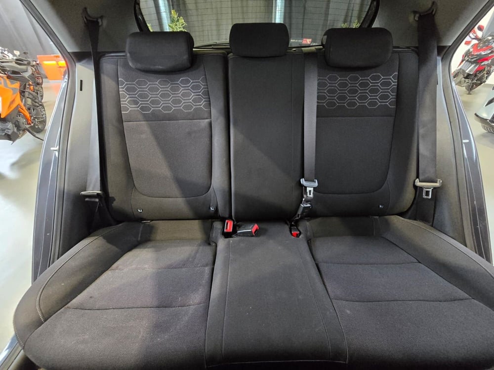 Kia Rio usata a Rimini (13)