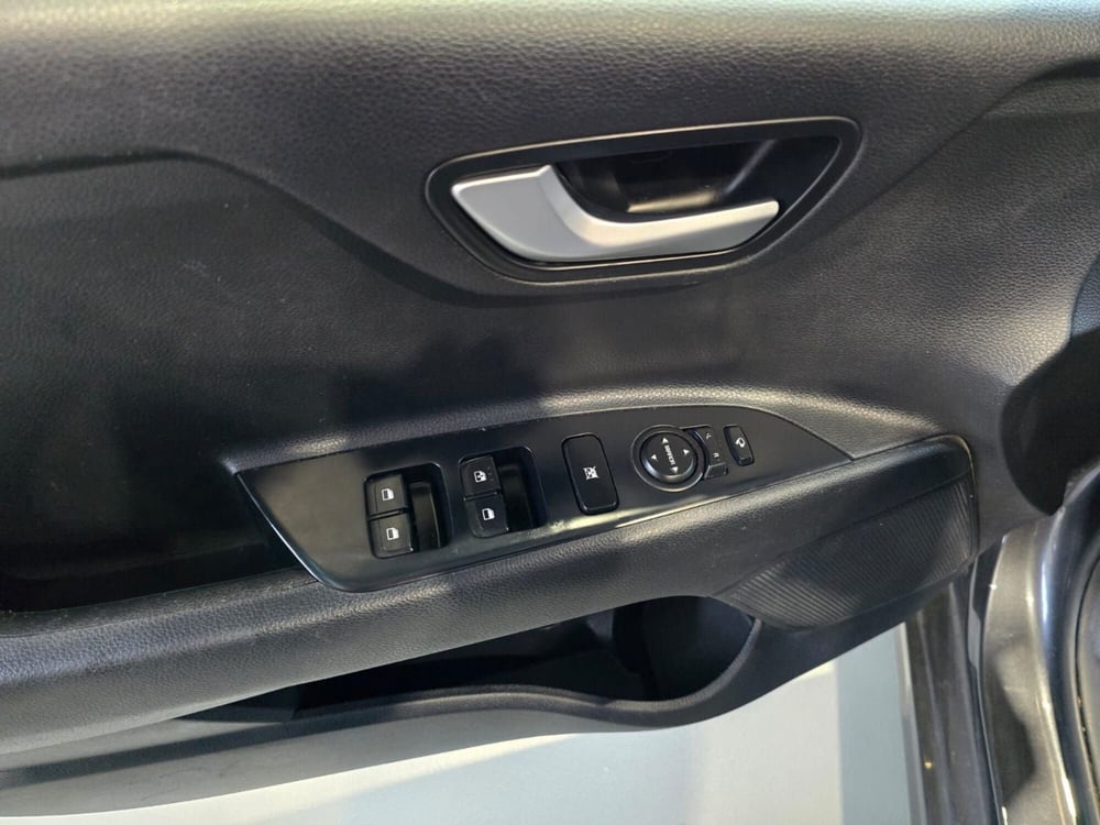 Kia Rio usata a Rimini (16)