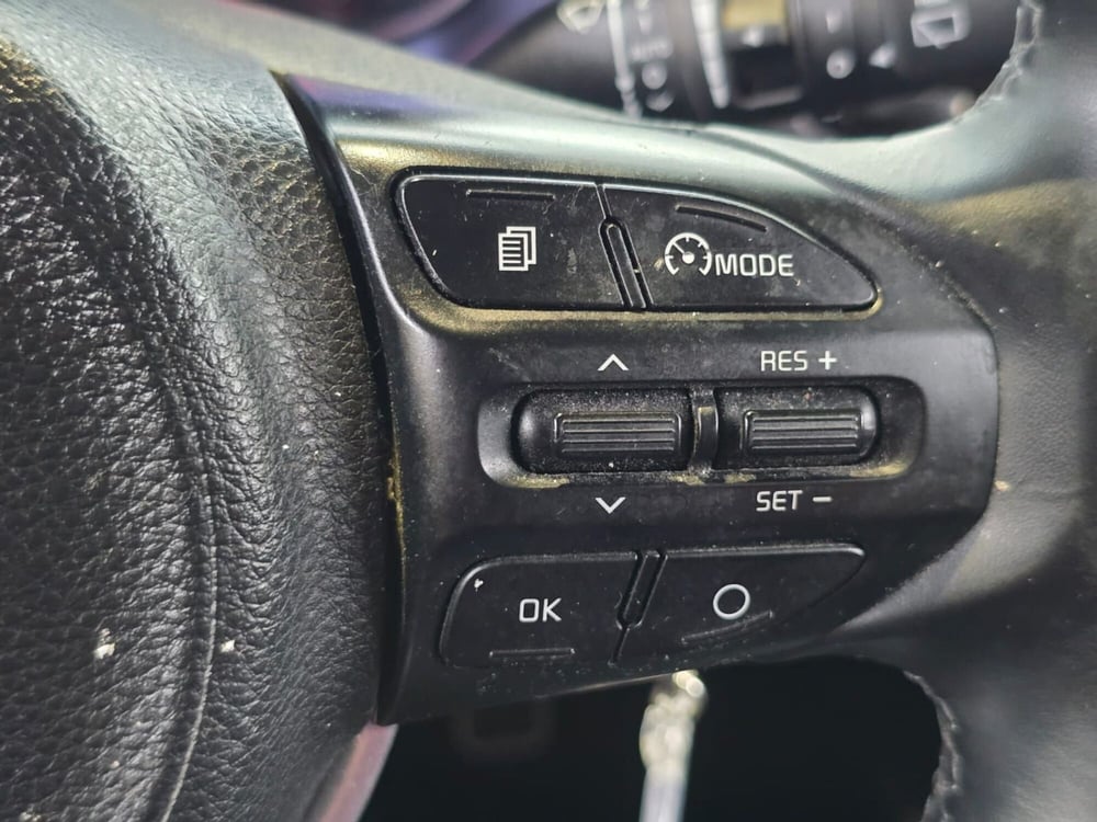 Kia Rio usata a Rimini (19)