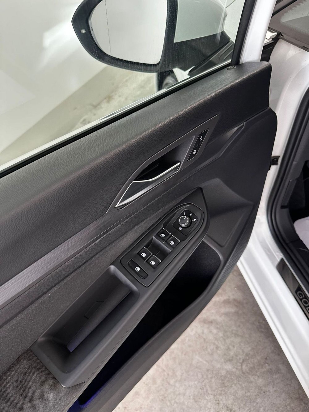 Volkswagen Golf Variant usata a L'Aquila (10)