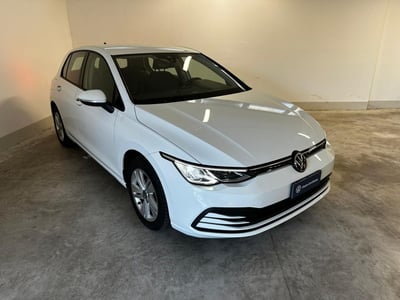 Volkswagen Golf 2.0 TDI SCR Life del 2022 usata a Avezzano