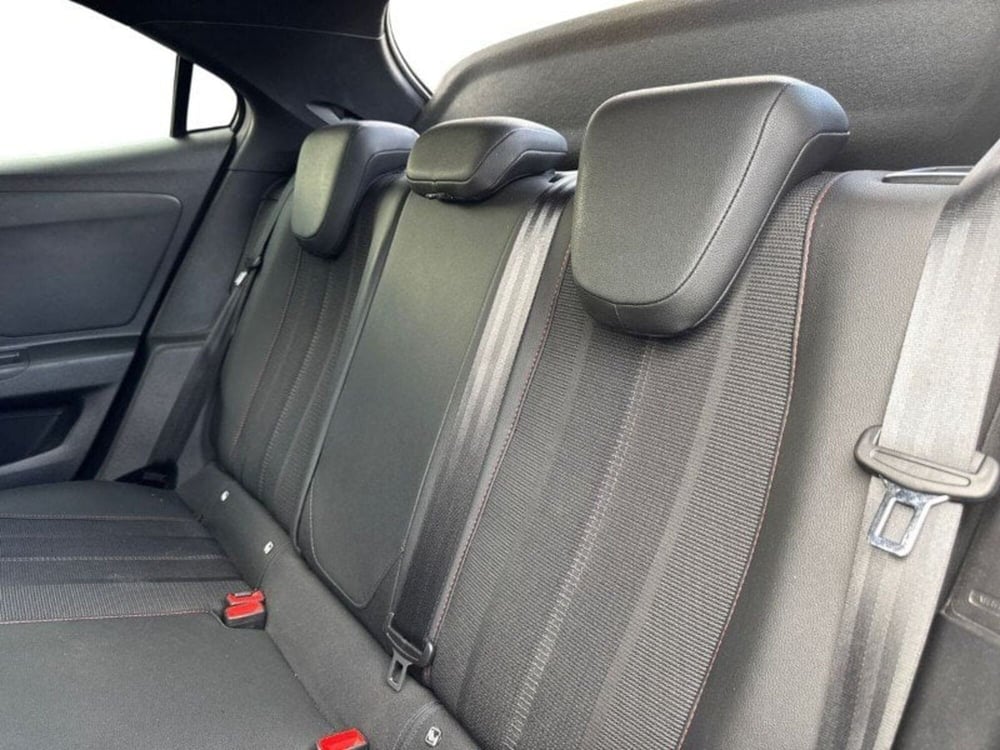 Opel Mokka usata a Lecco (12)