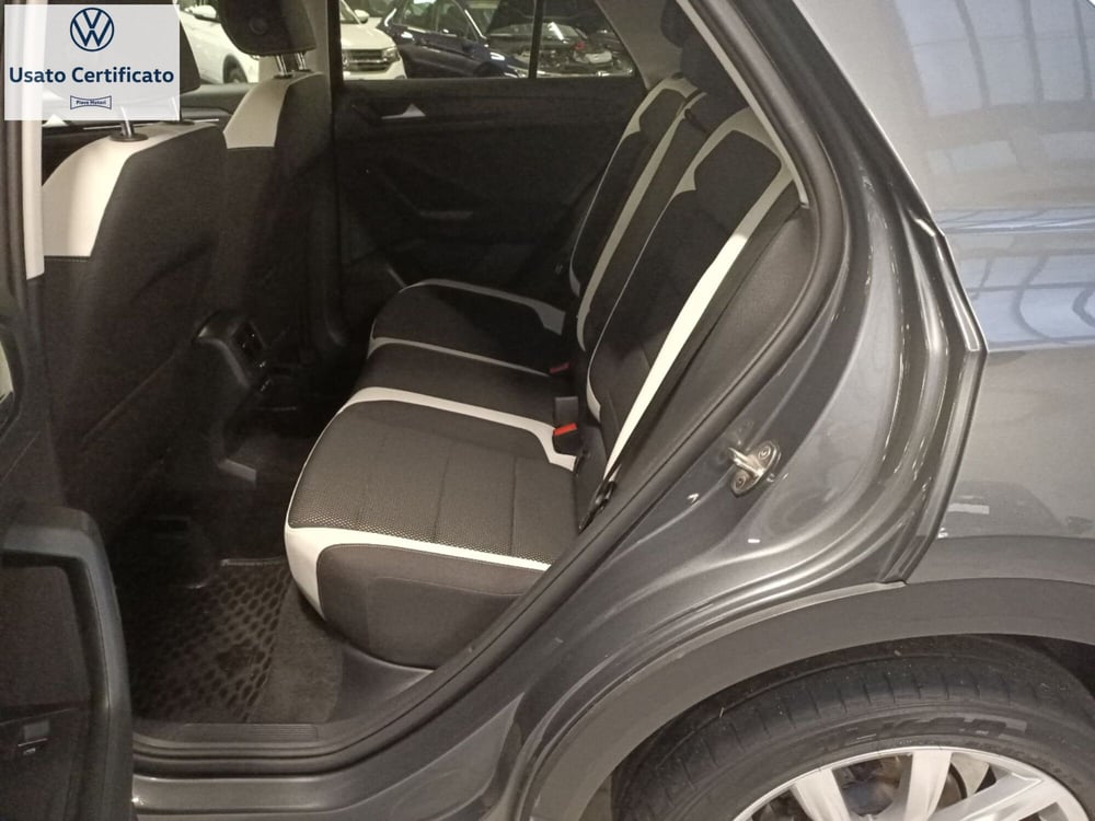 Volkswagen T-Roc usata a Genova (11)