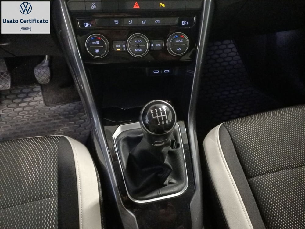 Volkswagen T-Roc usata a Genova (14)