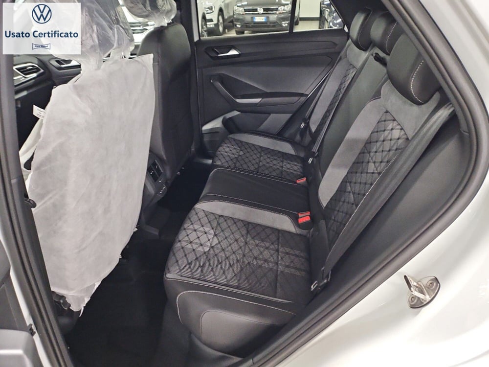 Volkswagen T-Roc nuova a Genova (11)